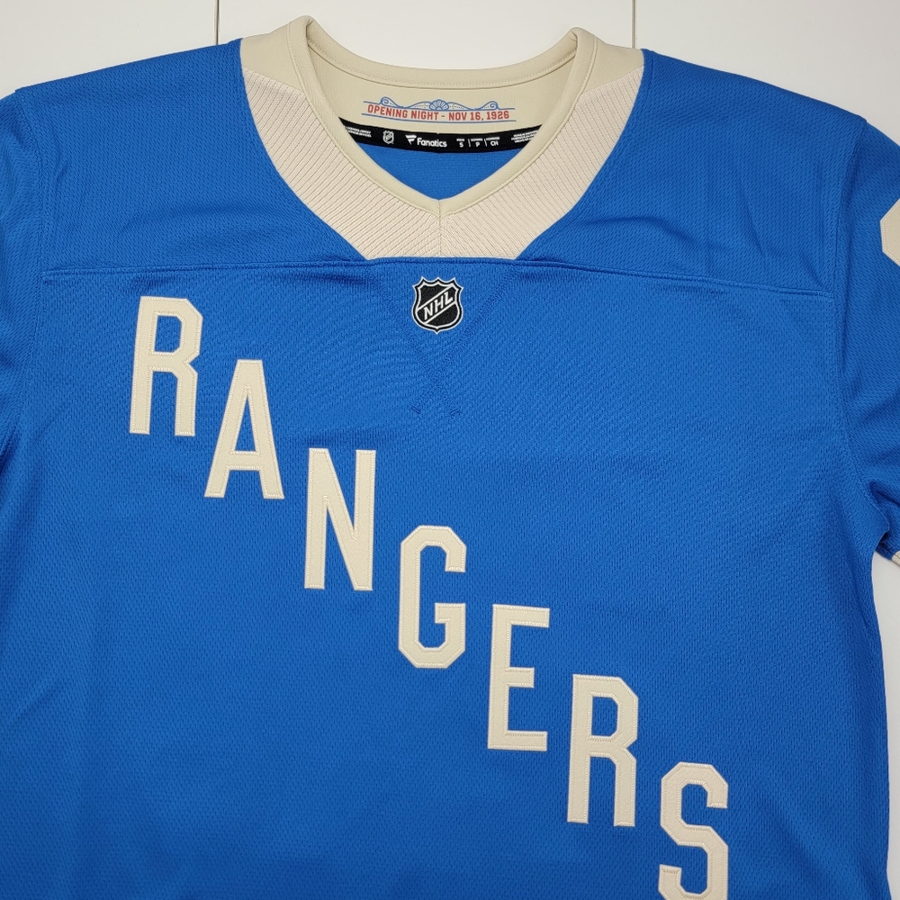 New York Rangers Kreider #20 Opening Night NHL Hockey Jersey Men’s Small NWT - Picture 5 of 12